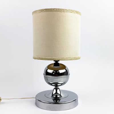 Lot 718 - 1970s ITALIAN CHROME TABLE LAMP WITH SHADE
