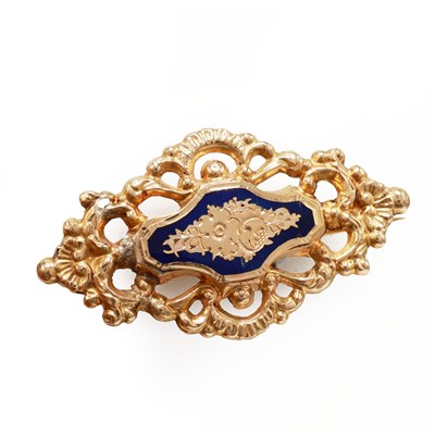 Lot 235 - A VICTORIAN YELLOW METAL AND ENAMELLED BROOCH