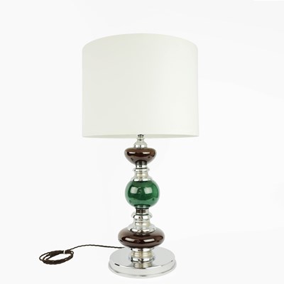 Lot 838 - 1970s ITALIAN GLAZED CERAMIC AND CHROME TABLE LAMP WITH LARGE SHADE