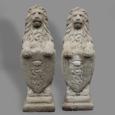 Lot 367 - PAIR OF ARMORIAL LION STATUES (2)