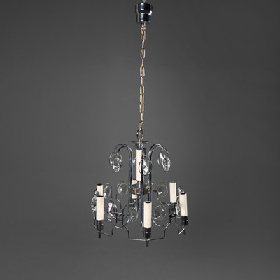 Lot 712 - 1980s ITALIAN SCIOLARI STYLE CHROME AND GLASS DROP CHANDELIER.