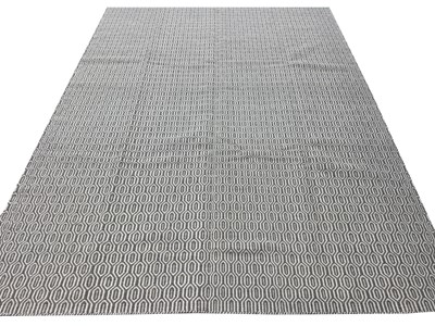 Lot 269 - FINE CONTEMPORARY FLATWEAVE CARPET