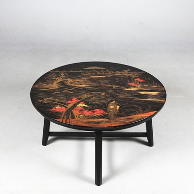 Lot 316 - CHINOISERIE LACQUERED COFFEE TABLE