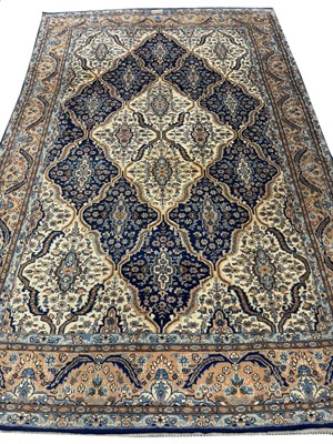 Lot 275 - KASHAN DESIGN CARPET.