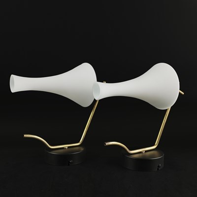 Lot 608 - PAIR OF 1960s ITALIAN STILNOVO STYLE BRASS AND OPALINE GLASS WALL LIGHTS