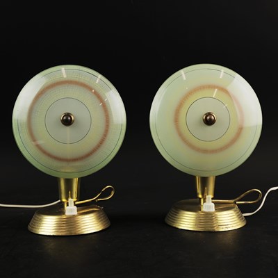 Lot 625 - PAIR OF 1950s ITALIAN FONTANA ARTE STYLE BRASS TABLE LAMPS WITH GLASS DISC SHADES