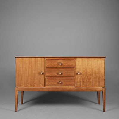 Lot 429 - GORDON RUSSELL SIDEBOARD