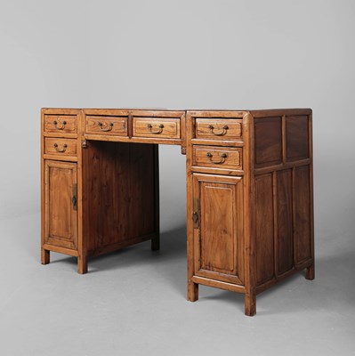 Lot 333 - A CHINESE HARDWOOD DESK.