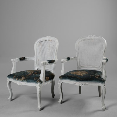 Lot 391 - PAIR OF LOUIS XV STYLE GREY PAINTED FAUTEUILS (2)