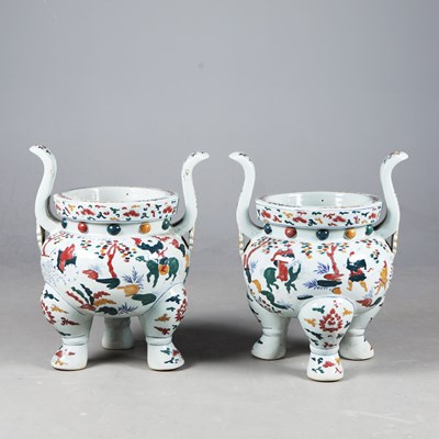 Lot 848 - JAPANESE STYLE KORO FORM URNS, A PAIR