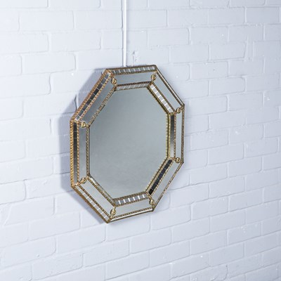 Lot 769 - HOLLYWOOD REGENCY STYLE OCTAGONAL WALL MIRROR