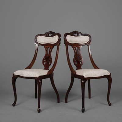 Lot 326 - PAIR OF EDWARDIAN MAHOGANY SIDE CHAIRS (2)
