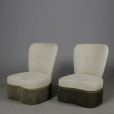 Lot 435 - PAIR OF SLIPPER CHAIRS (2)