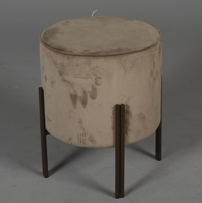 Lot 592 - BONTEMPI PUFFOSO OTTOMAN
