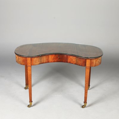 Lot 380 - GEORGE III KIDNEY SHAPED ARCHITECT'S DESK